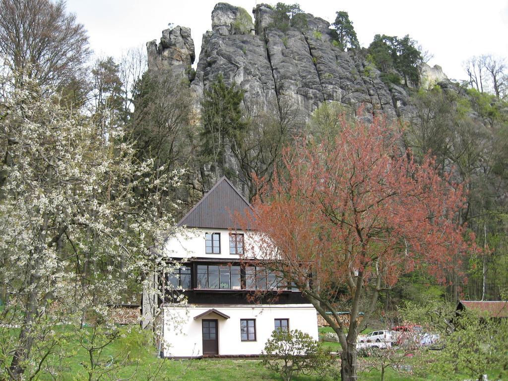 Apartment Panteon Basecamp Malá Skála Zewnętrze zdjęcie